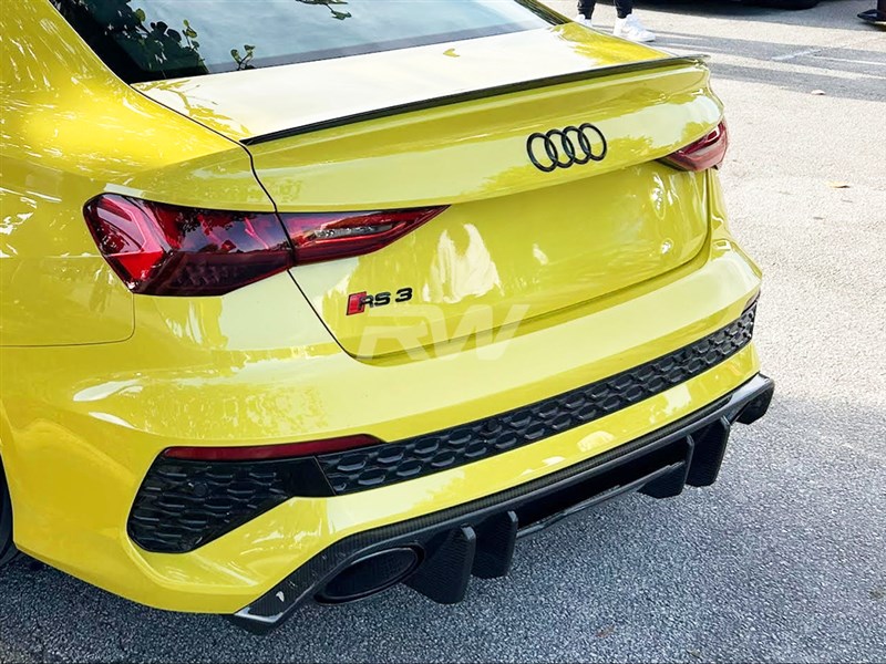 Audi RS3 8Y Carbon Fiber Rear Diffuser