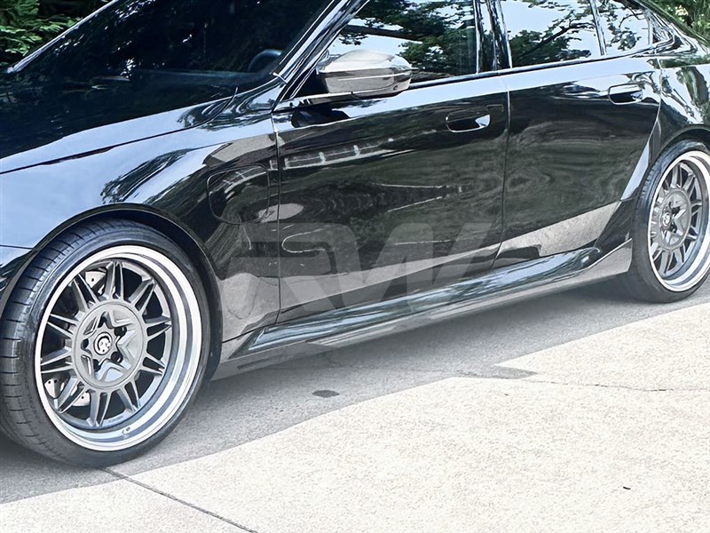 BMW G90 M5 Performance Style CF Side Skirts