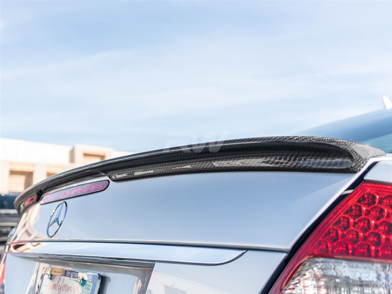 Mercedes w211 trunk spoiler