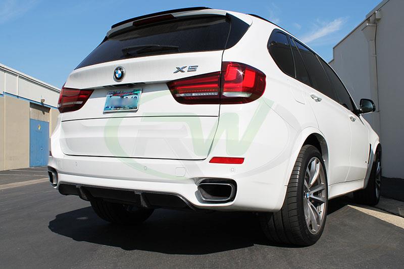 Upgrade your BMW F15 X5 M Sport with an RW Carbon Fiber Rear Diffuser