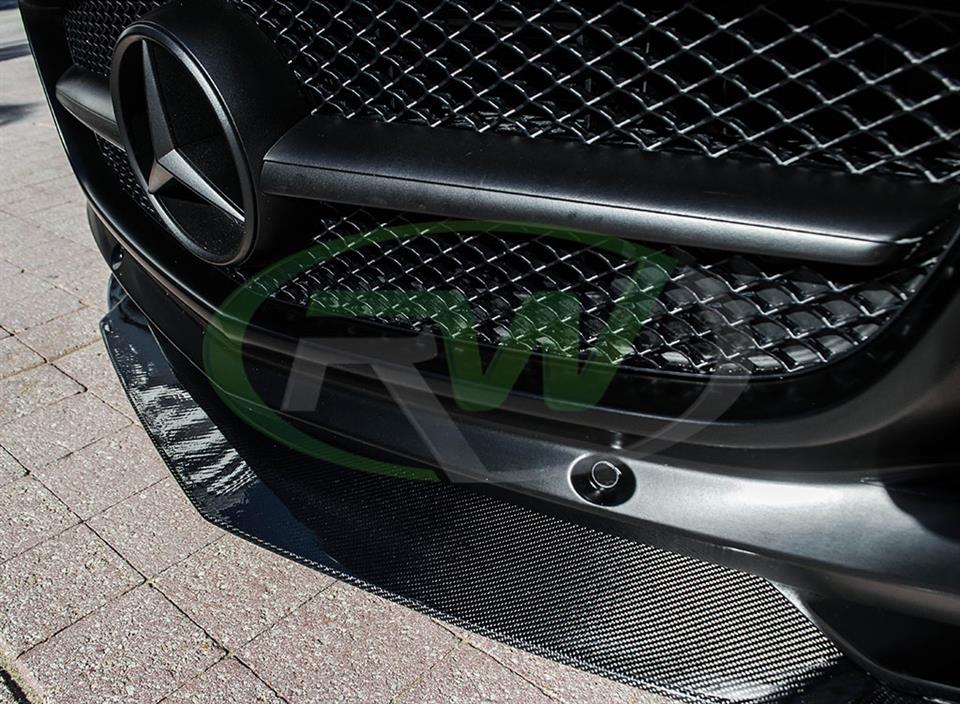 Mercedes SLS upgrades a Renn Style Carbon Fiber Front Lip from RW