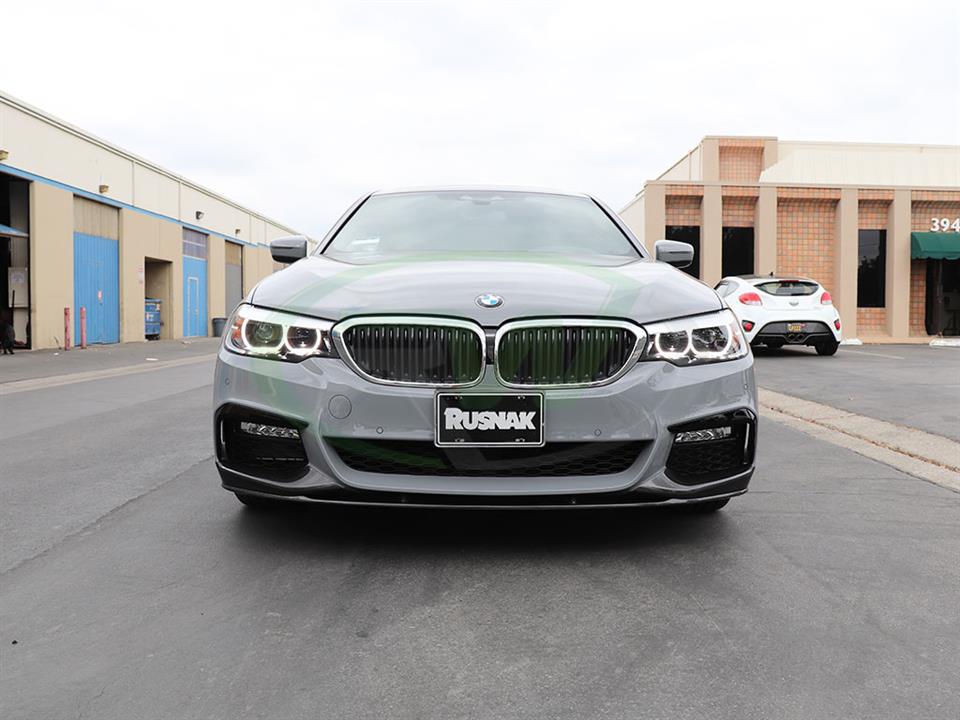 BMW G30 540i gets a new RW Performance Style CF Front Lip Spoiler
