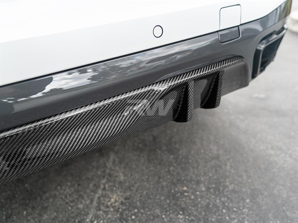 BMW G05 X5 Performance Style CF Rear Diffuser
