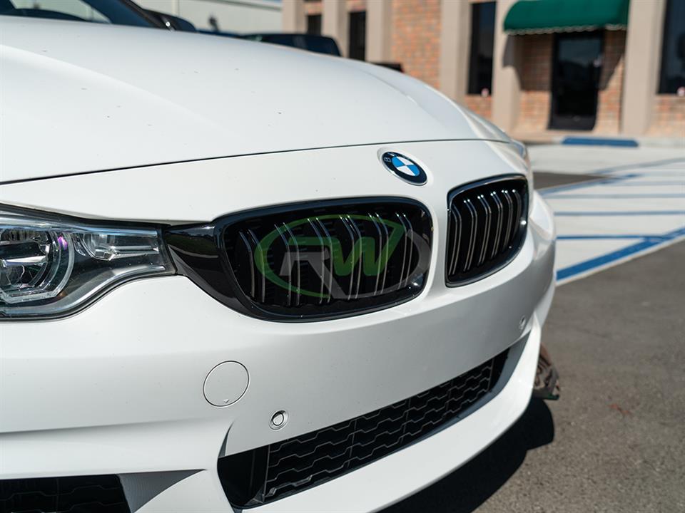 Grilles de calandre Type vrai M4 F82 BMW F32/ F33/ F36 Noir Chrome – GDS  Motorsport