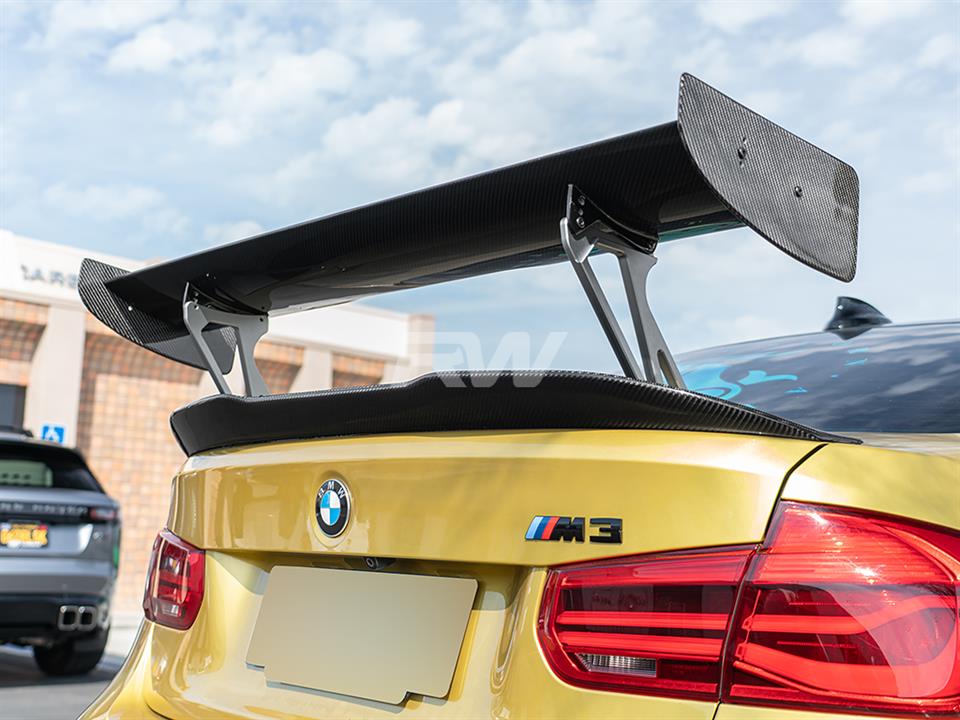 BMW F80 M3 rocking a new RW Carbon GTS Style CF Wing