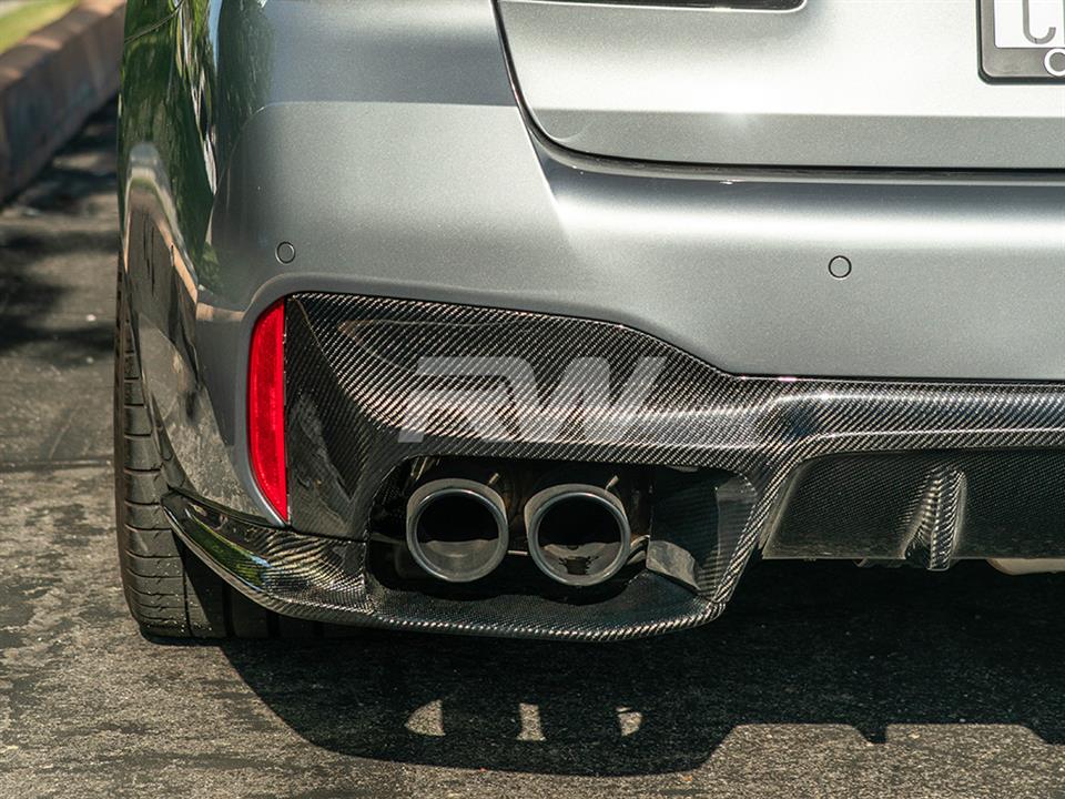 BMW F90 M5 gets equipped with this aggressive 3D Style Carbon Fiber Diffuser