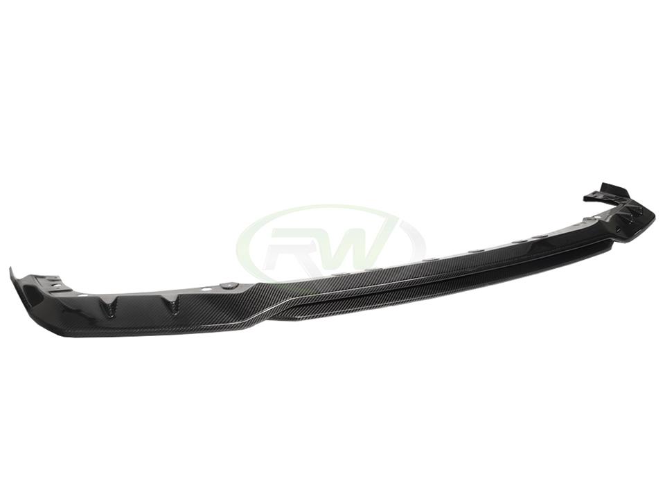 detail shot of the manhart style BMW F95 X5M carbon fiber front lip