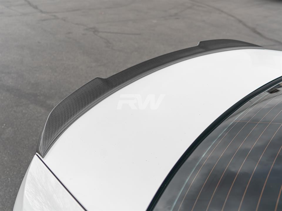 BMW G20 gets a brand new CS Style Carbon Fiber Trunk Spoiler