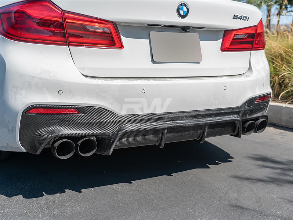 BMW G30 540i gets an EC Style Carbon Fiber Rear Diffuser from RW