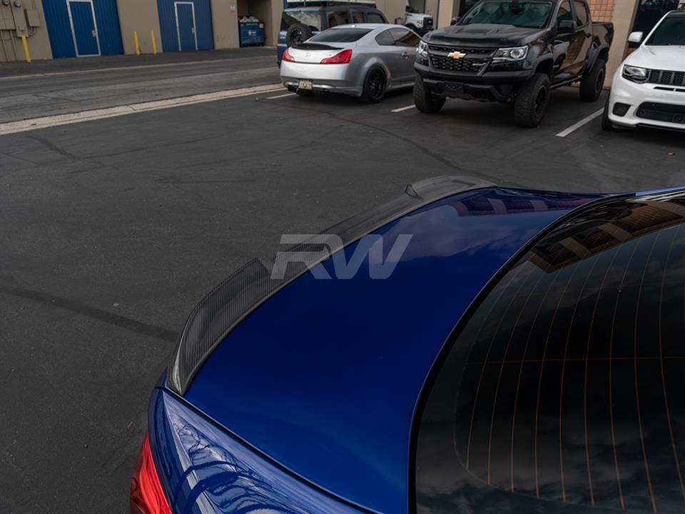 BMW G30 F90 gets a new CS Style Carbon Fiber Trunk Spoiler