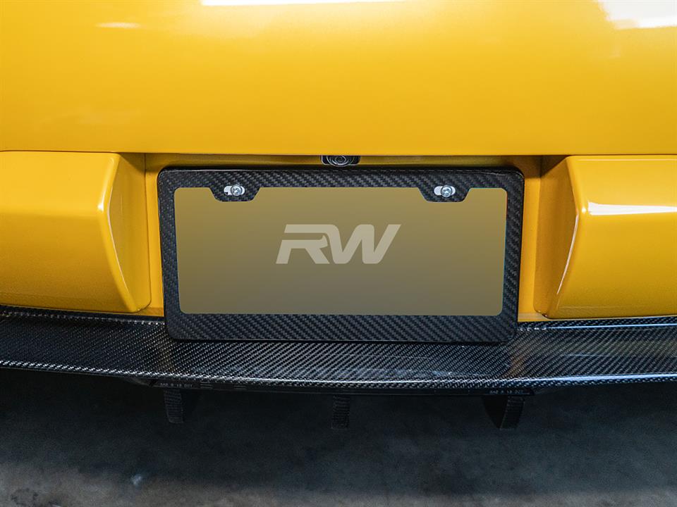 Amg carbon fiber 2024 license plate frame