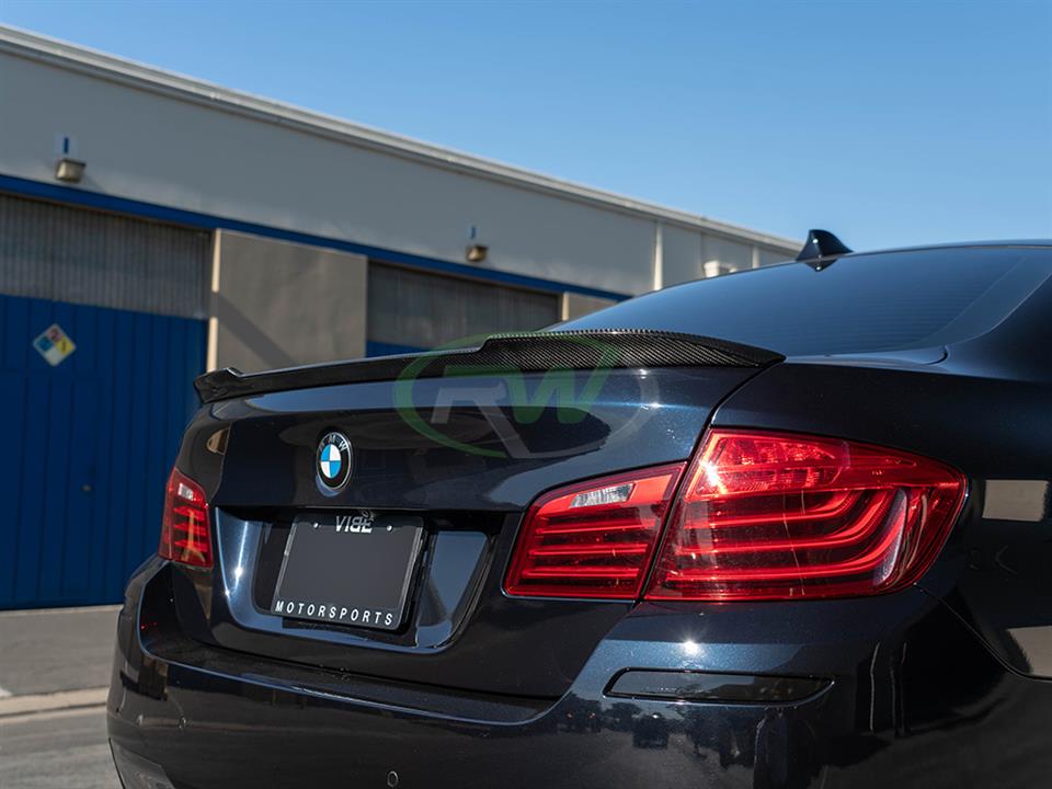 Поддомкратник f10 bmw