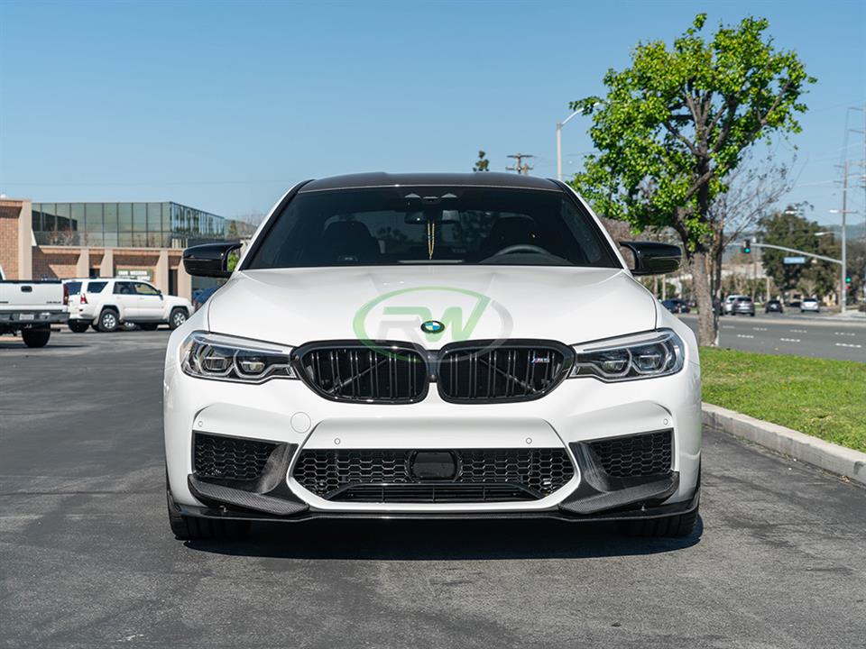 BMW F90 M5 gets a set of Performance Style Carbon Fiber Splitters