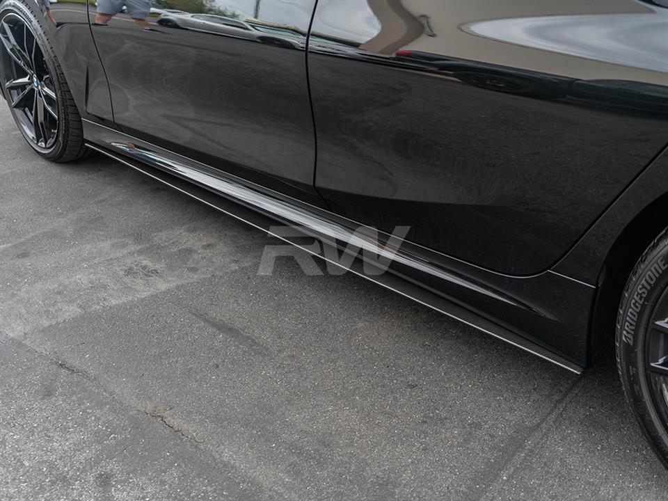 BMW G20 M340i gets equipped with some Carbon Fiber Side Skirt Extensions