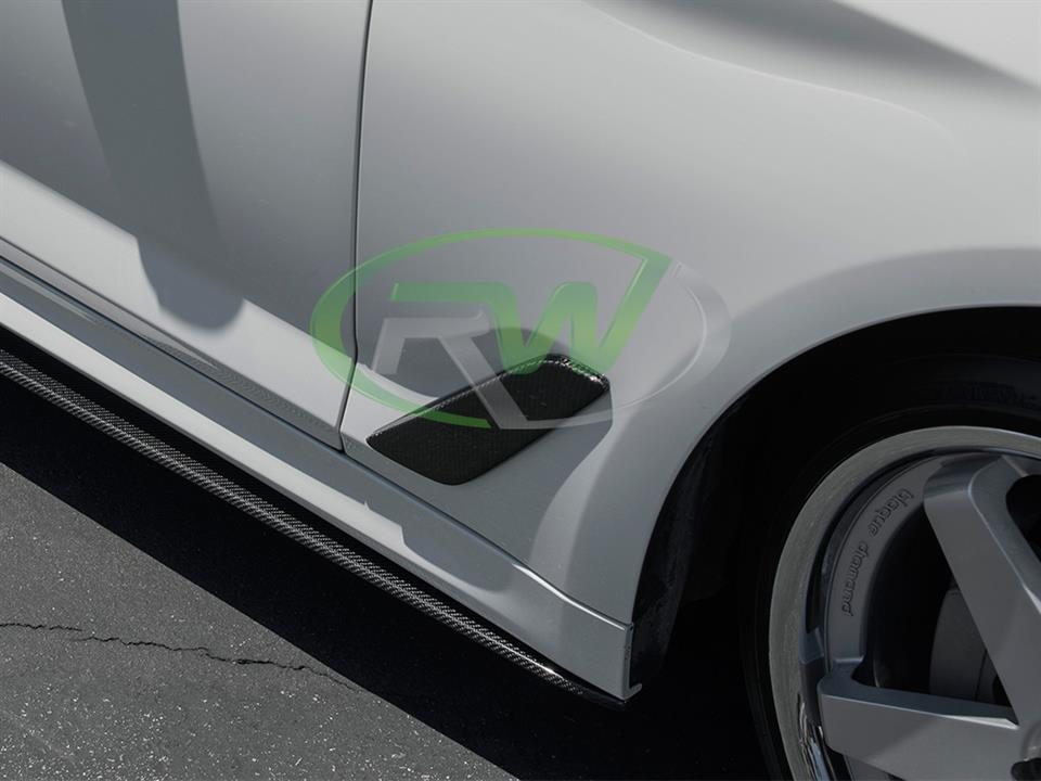 BMW G30 gets a new set of RW Carbon Fiber Side Vent Cover