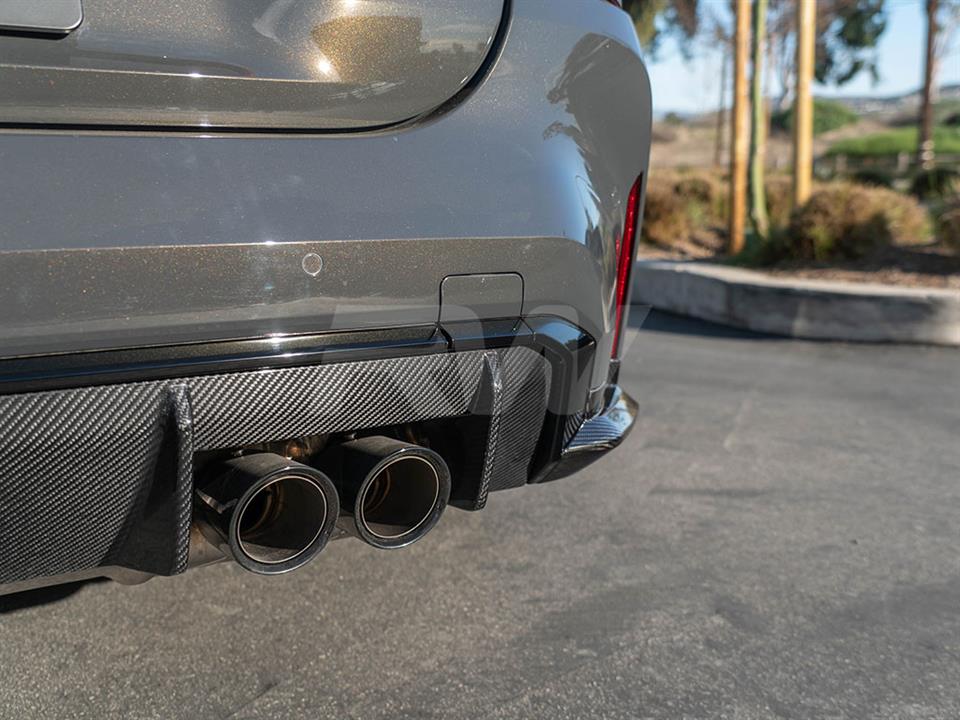 BMW G80 M3 gets a OEM Style Carbon Fiber Diffuser installed at RW