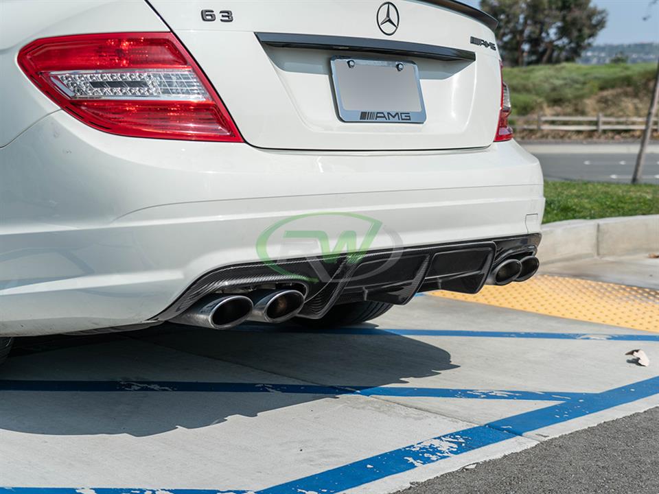 Mercedes W204 C63 with an Arkym Style Carbon Fiber Diffuser
