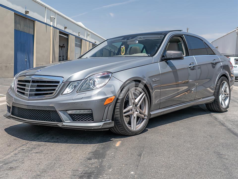 Mercedes W212 E63 gets hooked up with a Renn Style CF Front Lip