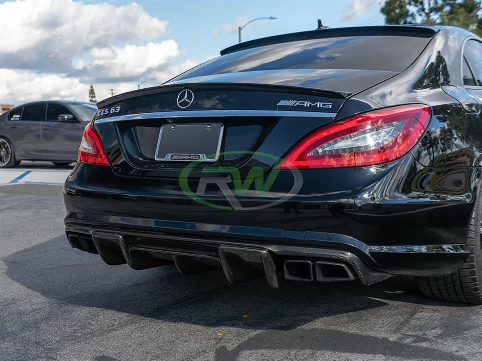 Mercedes W218 CLS63 receives a Renn Style Carbon Fiber Diffuser