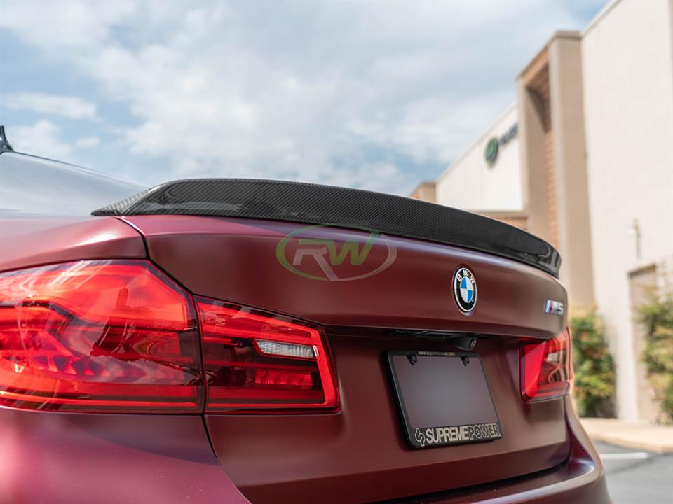 BMW G30 F90 M5 getting a new 3D Style Carbon Fiber Trunk Spoiler