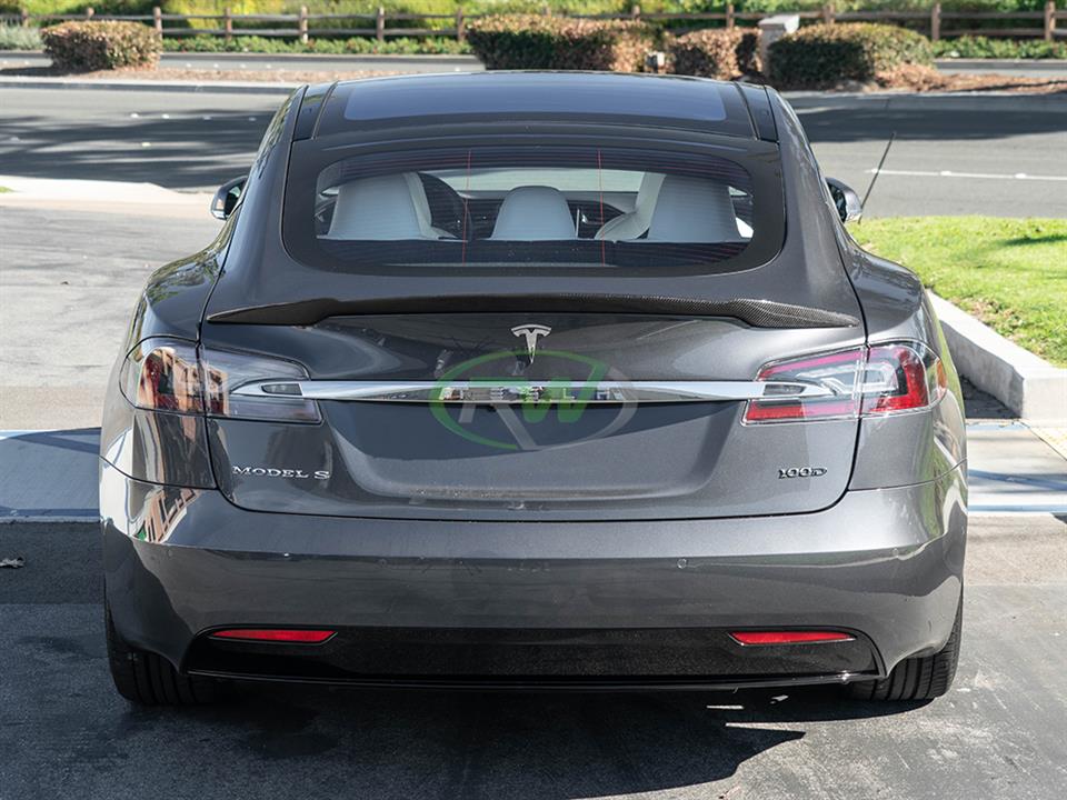 Tesla Model S gets a Revo Style Carbon Fiber Trunk Spoiler from RW