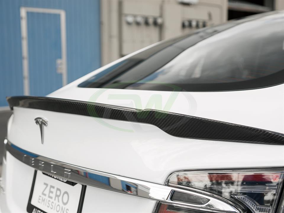 Tesla Model S gets a Revo Style Carbon Fiber Trunk Spoiler from RW