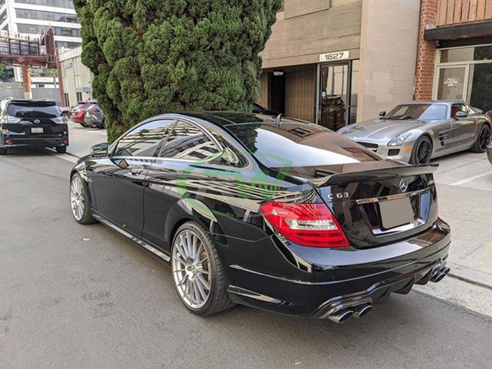  W204 Carbon Fiber Trunk Spoiler 2-Door for Mercedes