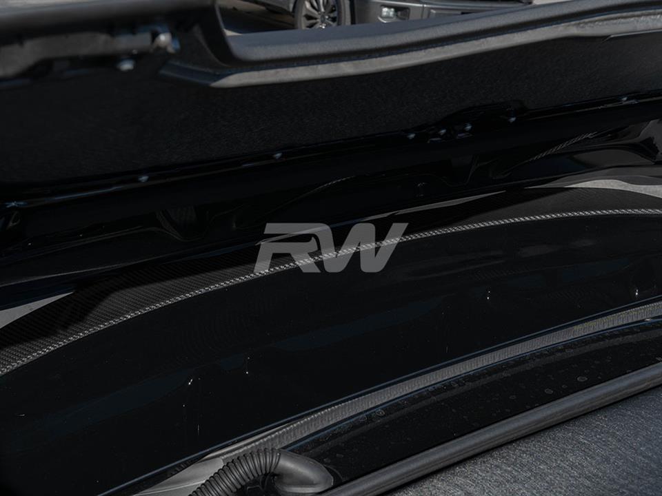 BMW G83 M4 with carbon fiber trunk spoiler form RW carbon
