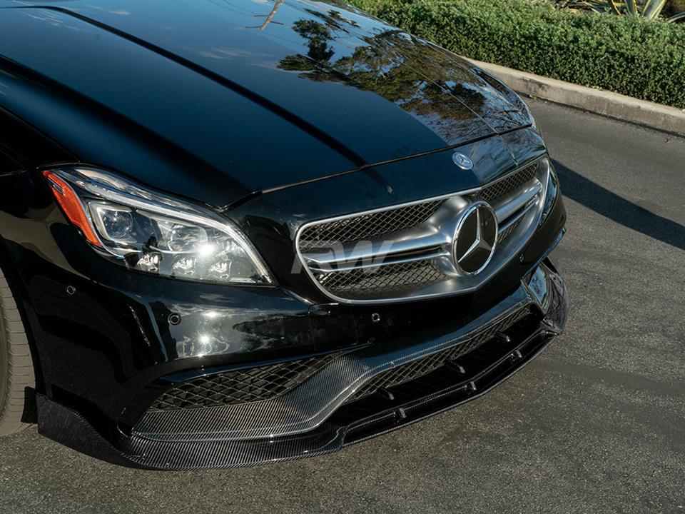 Mercedes W218 CLS63 gets equipped with a Carbon Fiber Front Trim