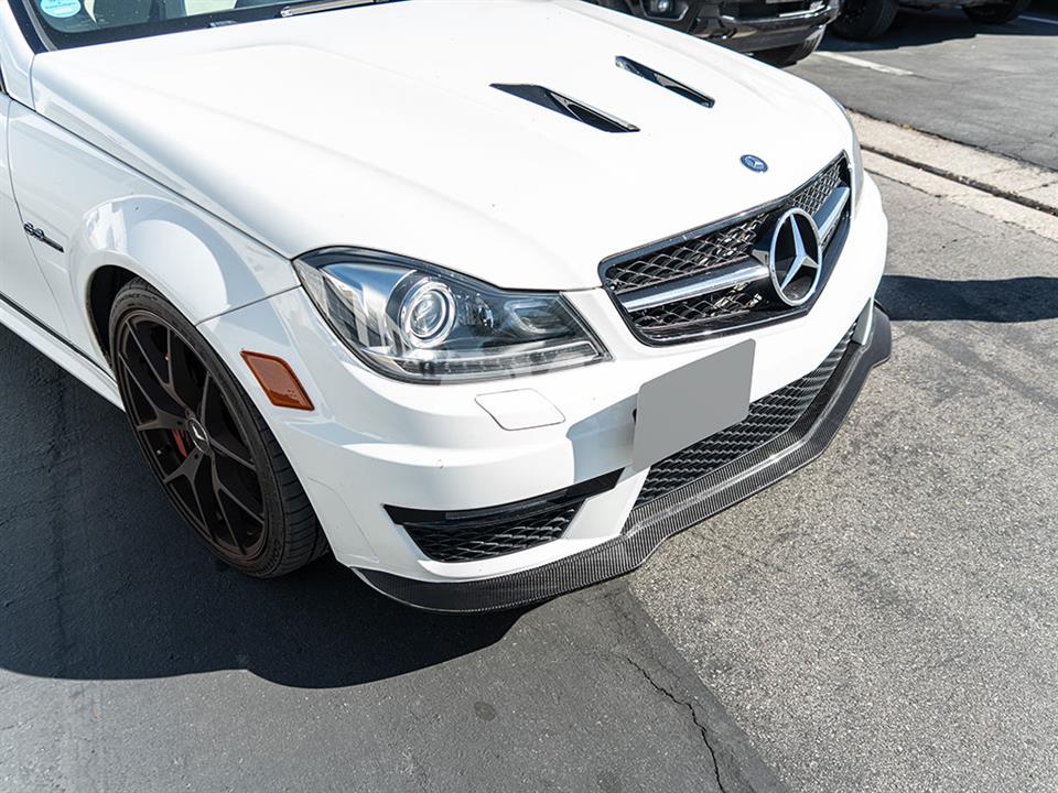 Mercedes W204 C63 AMG Black Series Style Full Carbon Fiber Front