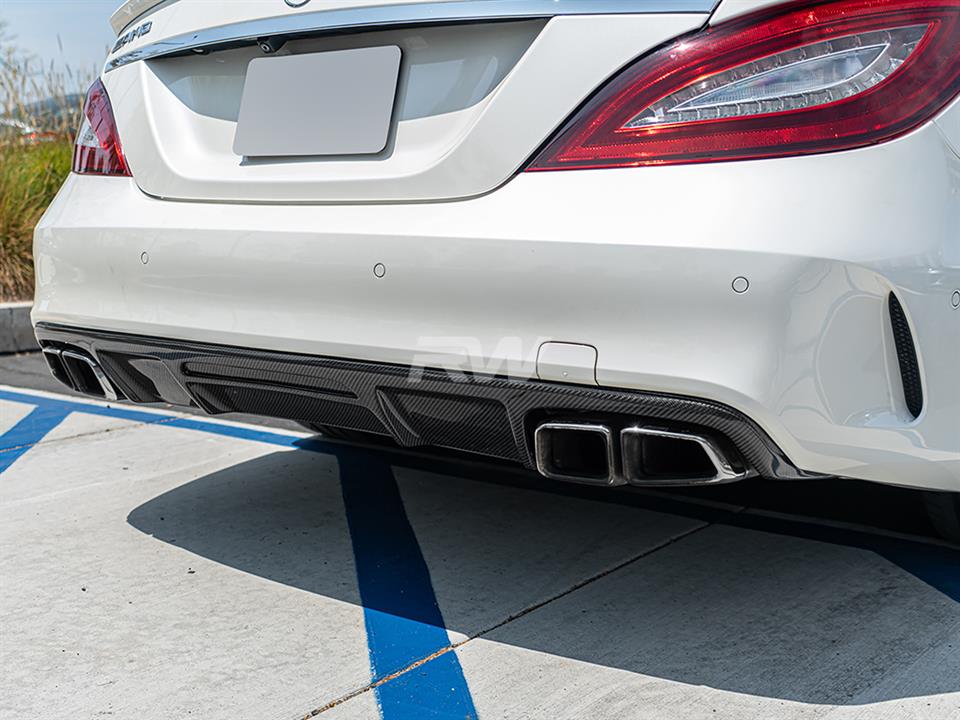 Mercedes W218 CLS63 AMG gets hooked up with an RW Carbon Fiber Diffuser