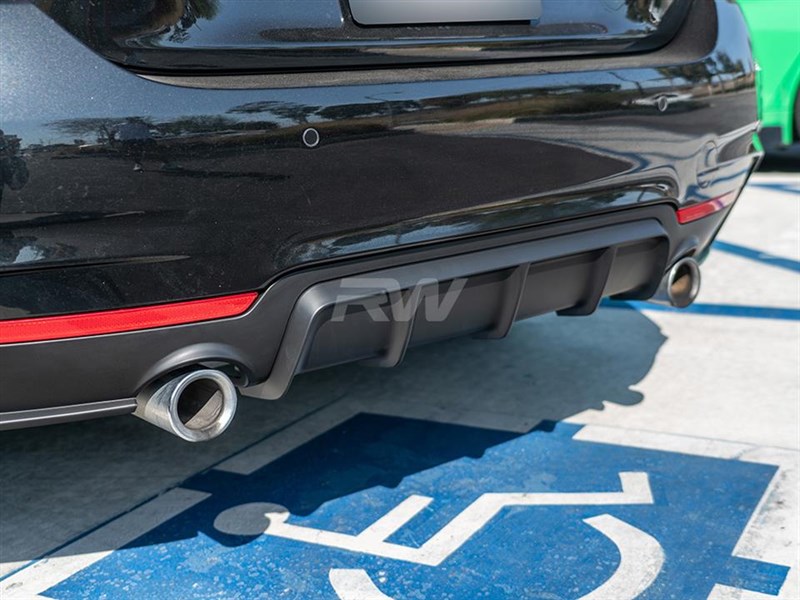 BMW F32 F33 F36 Performance Style Black Diffuser