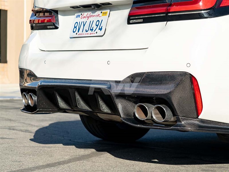 BMW F90 M5 3D Style Carbon Fiber Diffuser