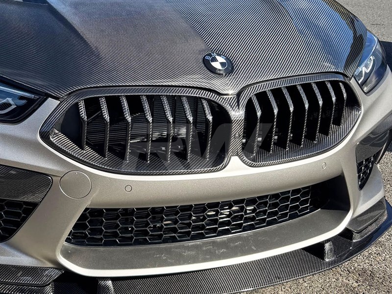 BMW F9x M8 / 8-Series Full Dry CF Grille Replacement