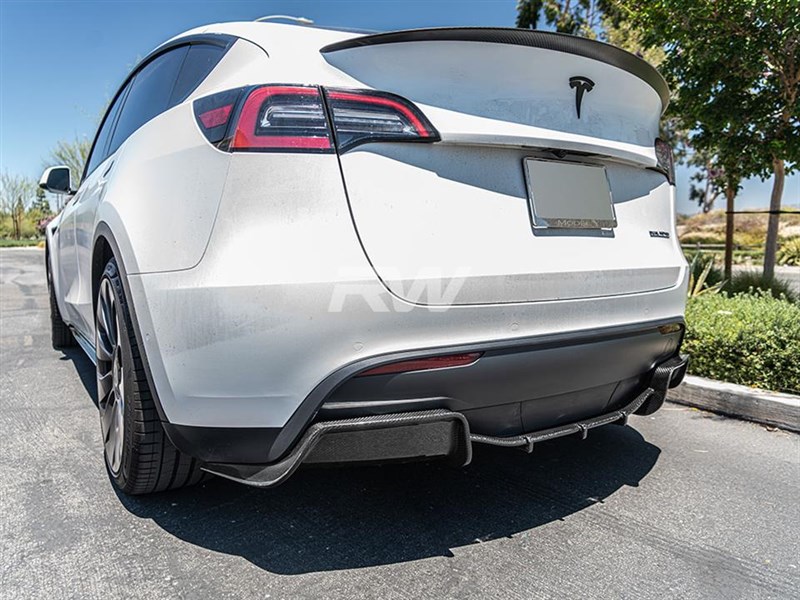 Tesla Model Y DTM Carbon Fiber Diffuser