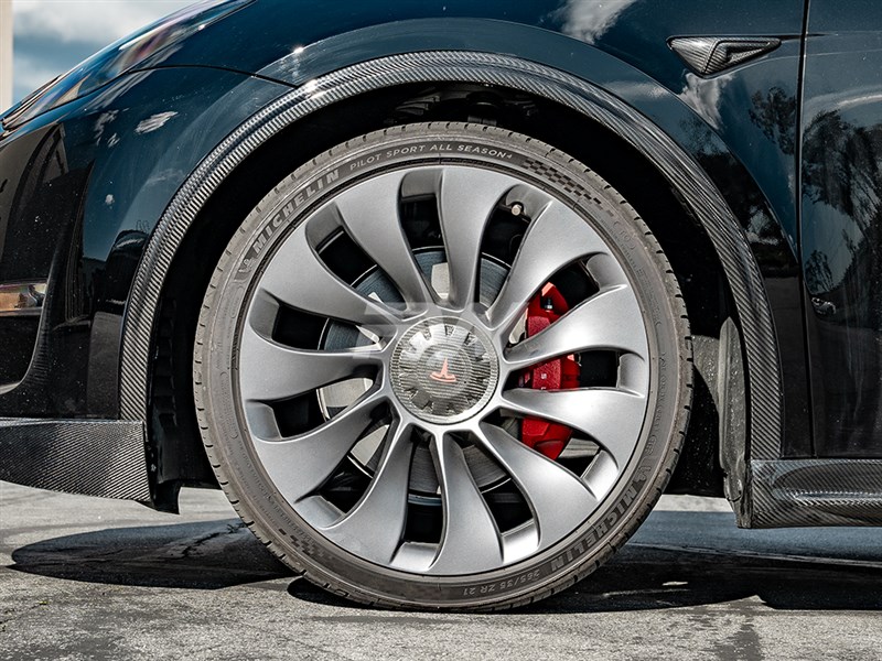 Tesla Model Y Full Carbon Fiber Wheel Arches