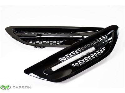 BMW F10 M5 Gloss Black Fender Grilles / 