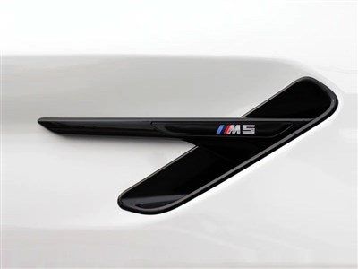 BMW F90 M5 Gloss Black Fender Trims / 