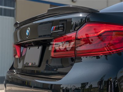 BMW G30 F90 CS Style Carbon Fiber Trunk Spoiler / 