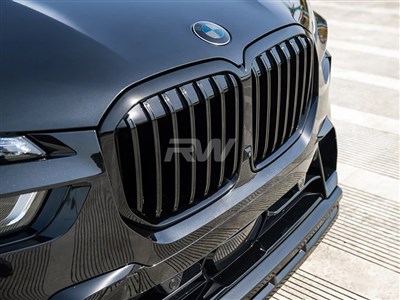 BMW G07 X7 LCI Glazing Black Front Grilles / 