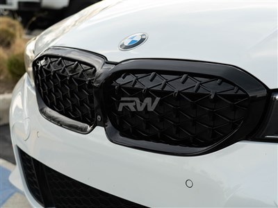 BMW G20 330i M340i Gloss Black Diamond Front Grilles / 