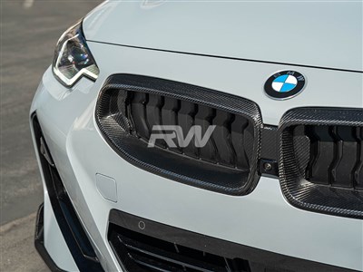 BMW G42 2-Series Carbon Fiber Grille Surrounds / 