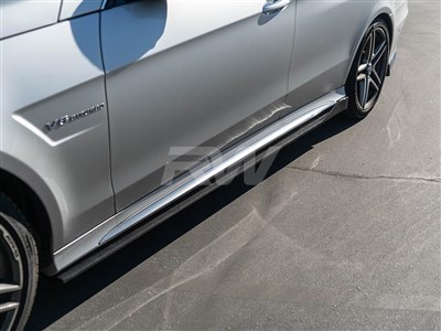 Mercedes W212 E63 14+ CF Side Skirt Extensions / 