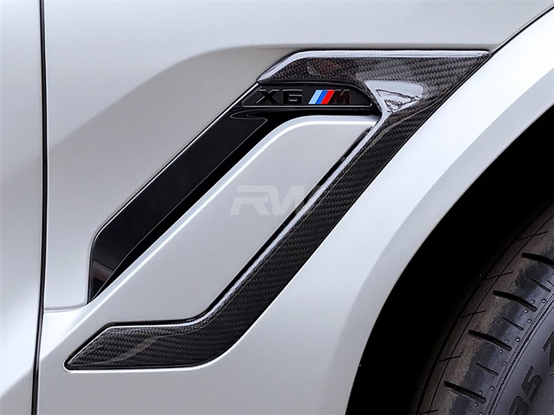 BMW F96 X6M Full Carbon Fiber Side Vent Covers

