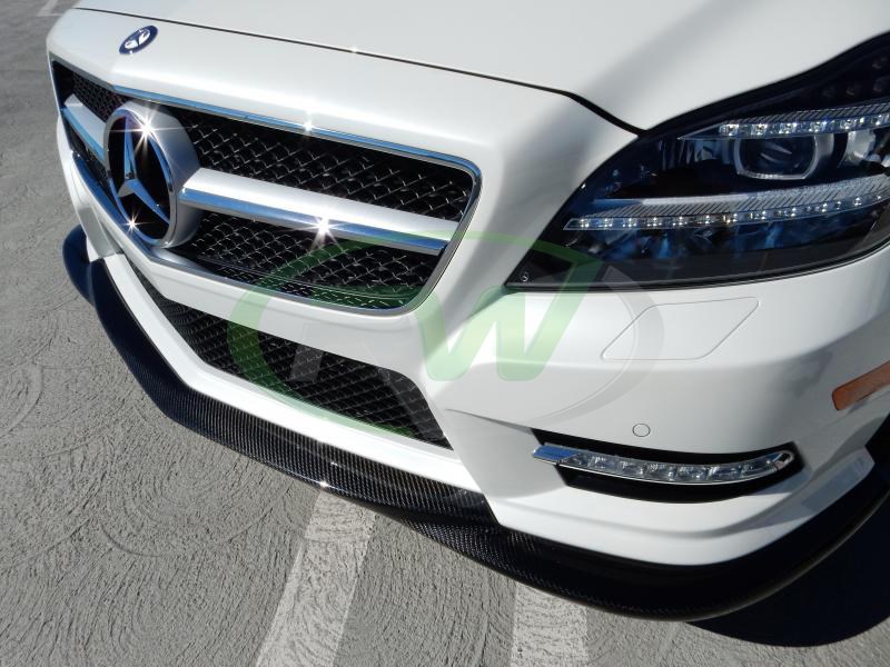 Spice up the exterior aero of your CLS550 AMG with this carbon fiber front lip